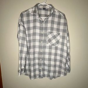 Old Navy boyfriend button down shirt